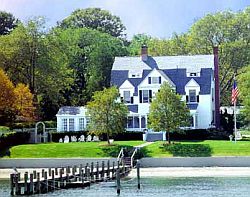 Harbor Knoll, a B&B on the water