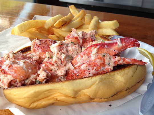 A lobster roll on a toasted bun